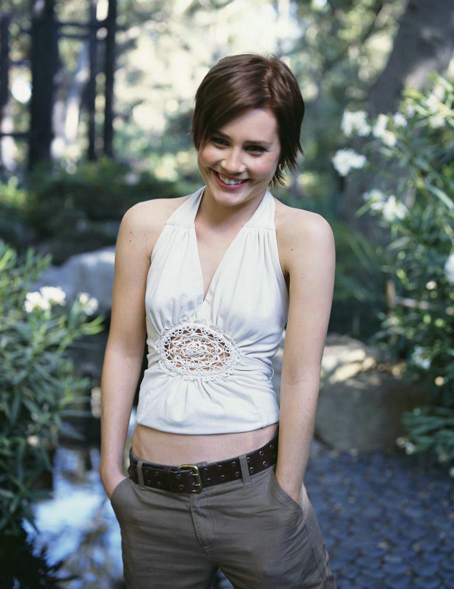 Alison Lohman 06