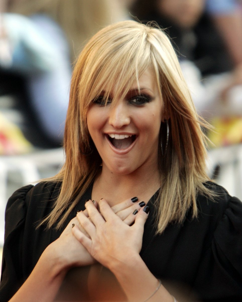 Ashlee Simpson 02