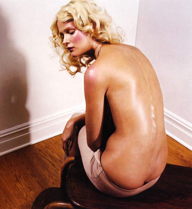 Carmen Kass 03