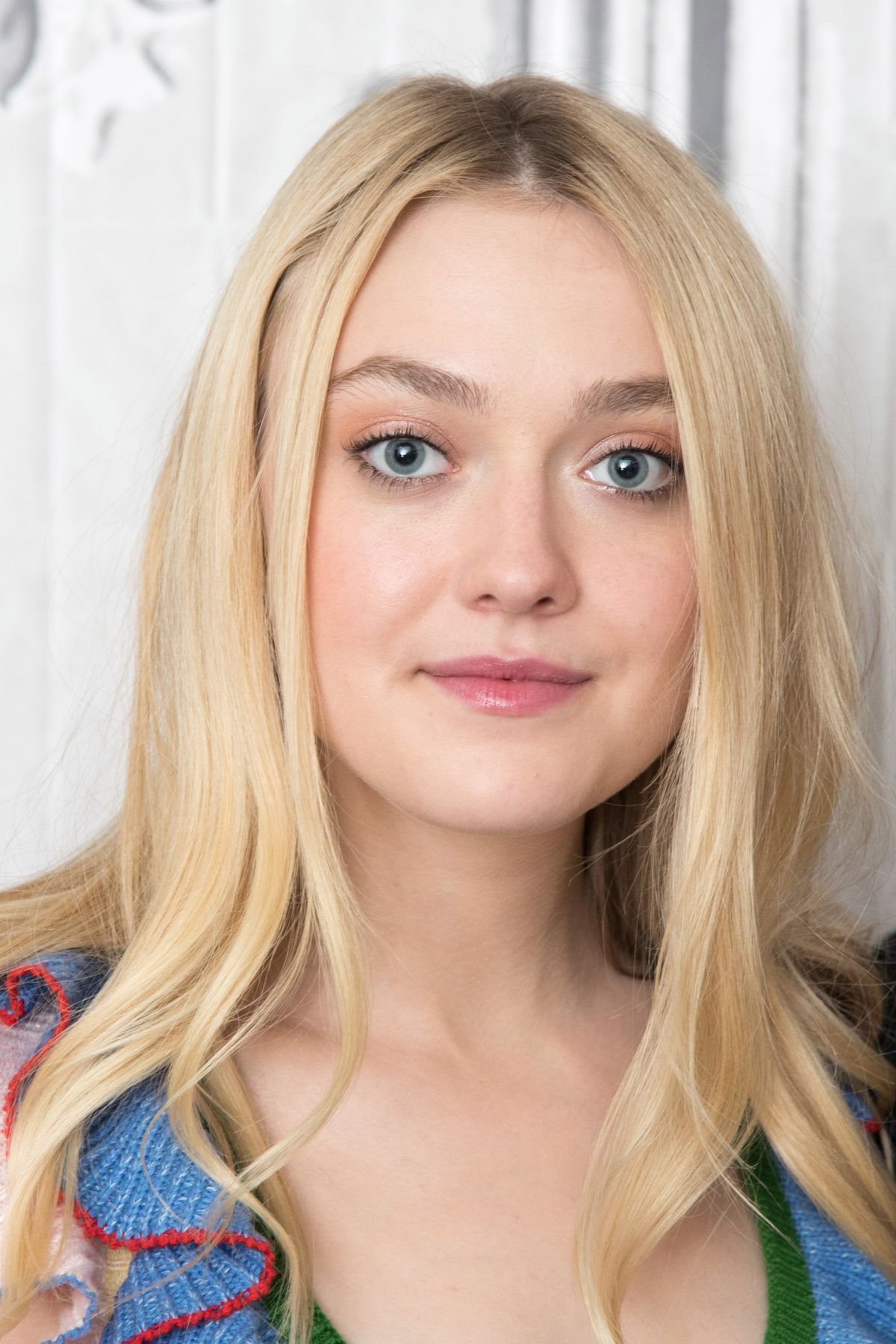 Dakota Fanning 06
