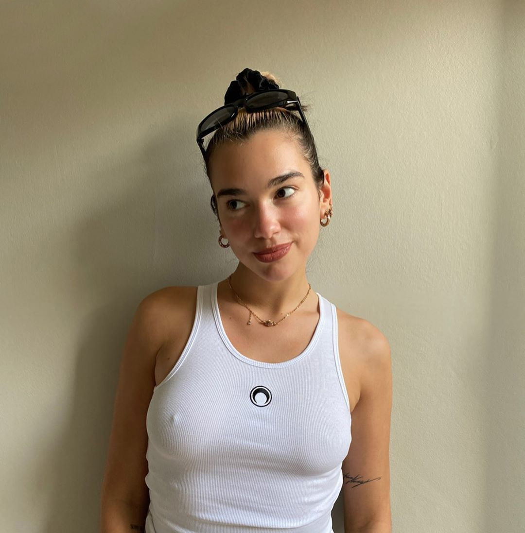 Dua Lipa 15