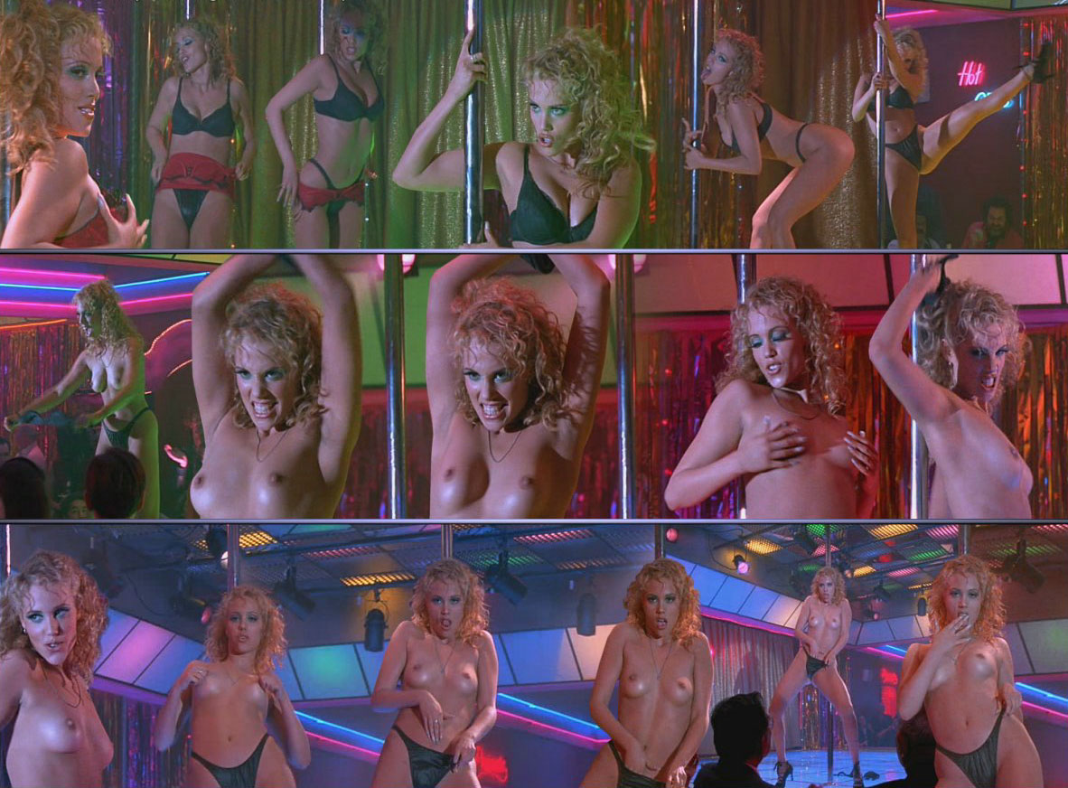 Elizabeth Berkley 08