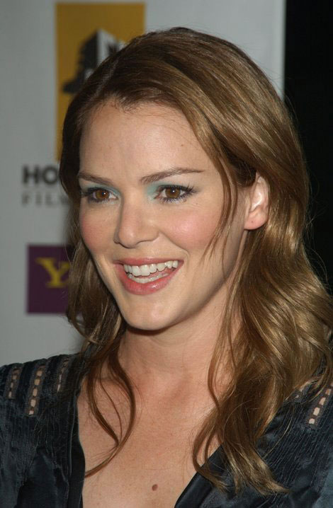 Jacinda Barrett 16