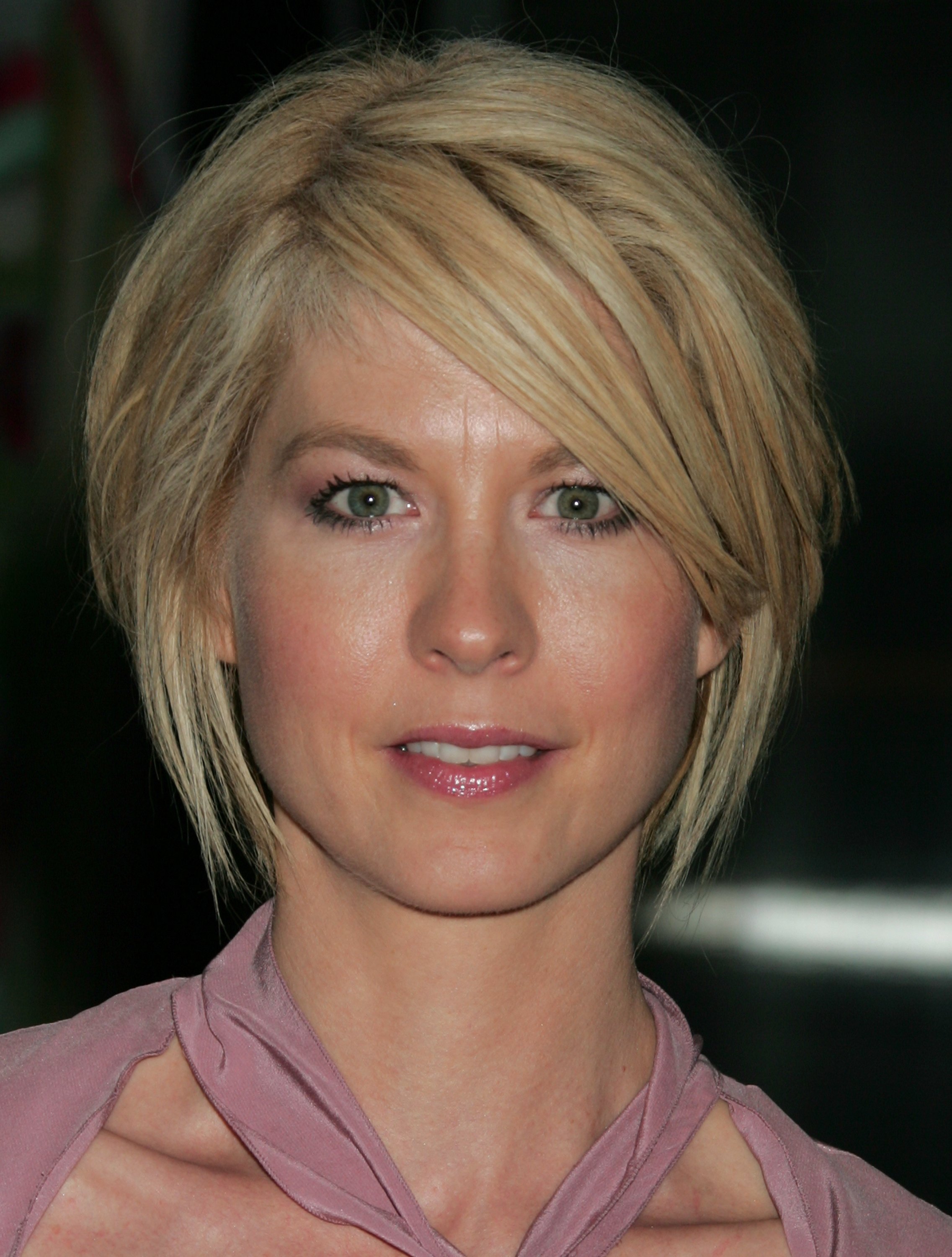 Jenna Elfman - More Free Pictures.