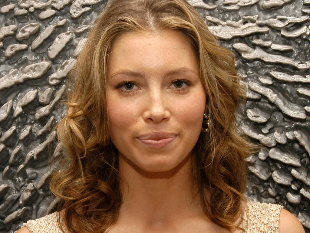 Jessica Biel pages 1. 3. 2. 