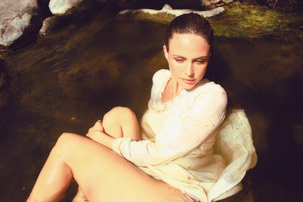 Josie Maran 2021
