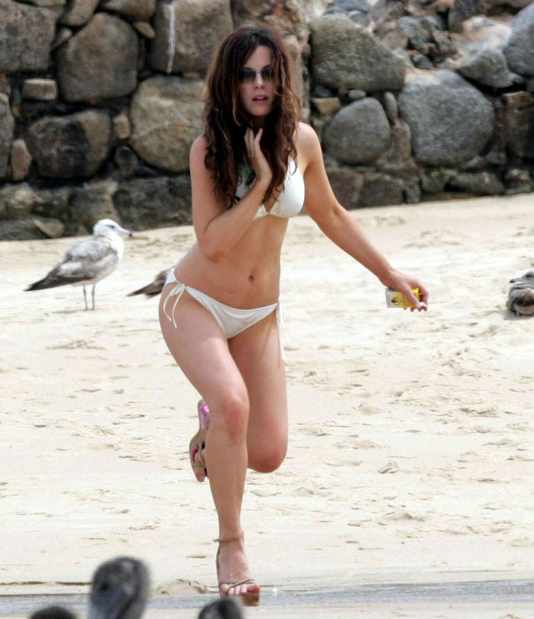 Kate Beckinsale 16
