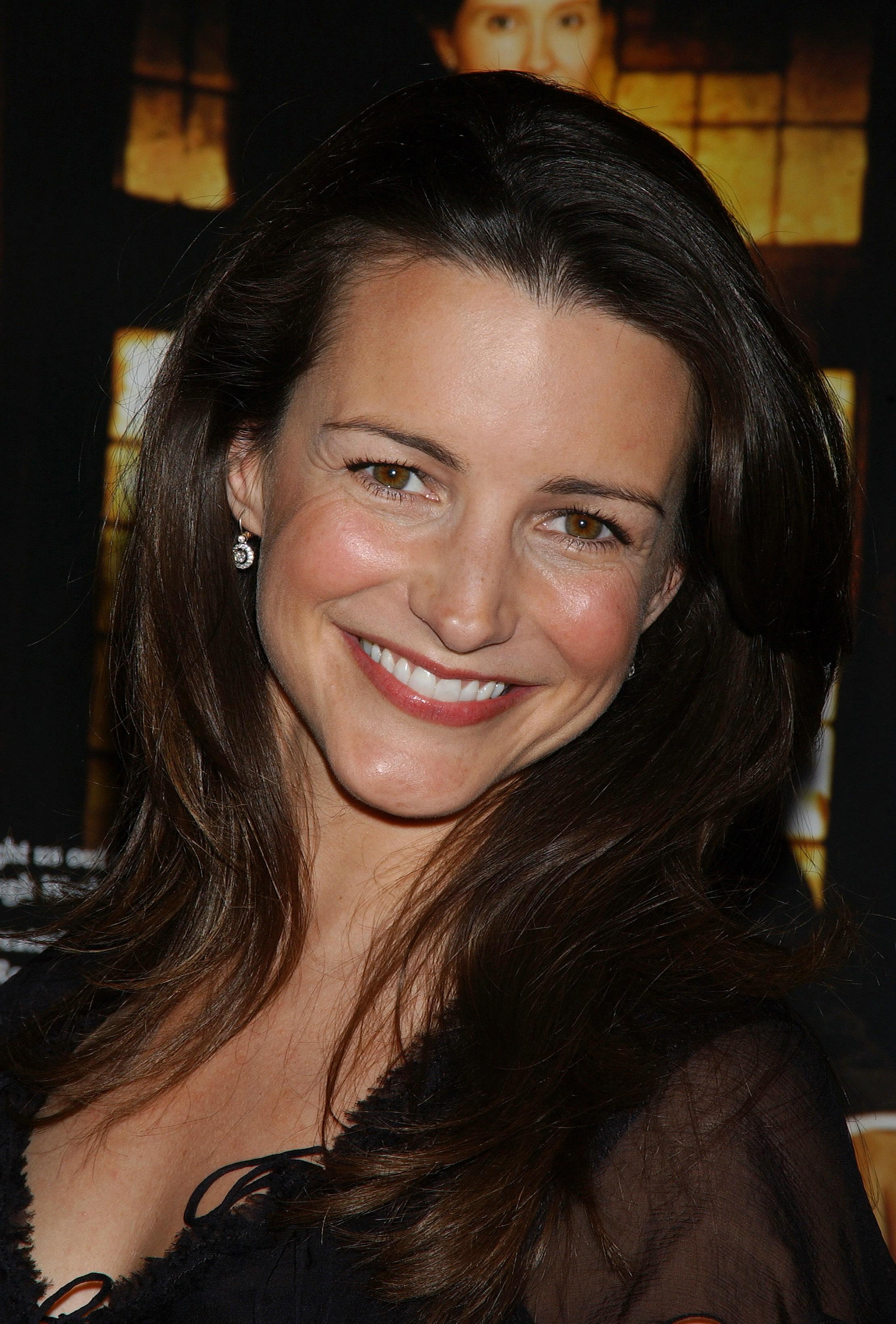 Kristin Davis pages 1. 3. 2. 