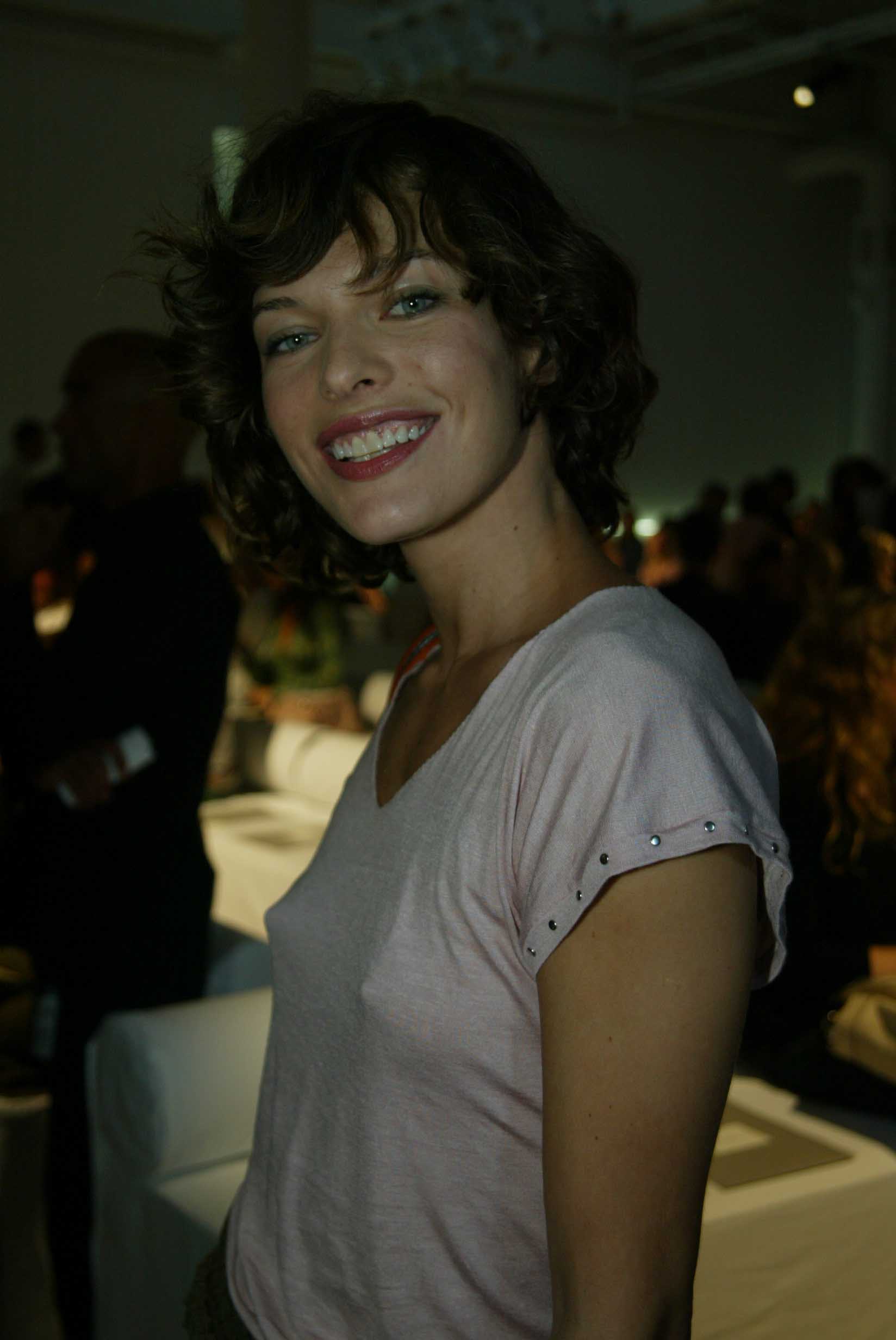 Milla Jovovich - More Free Pictures 2.