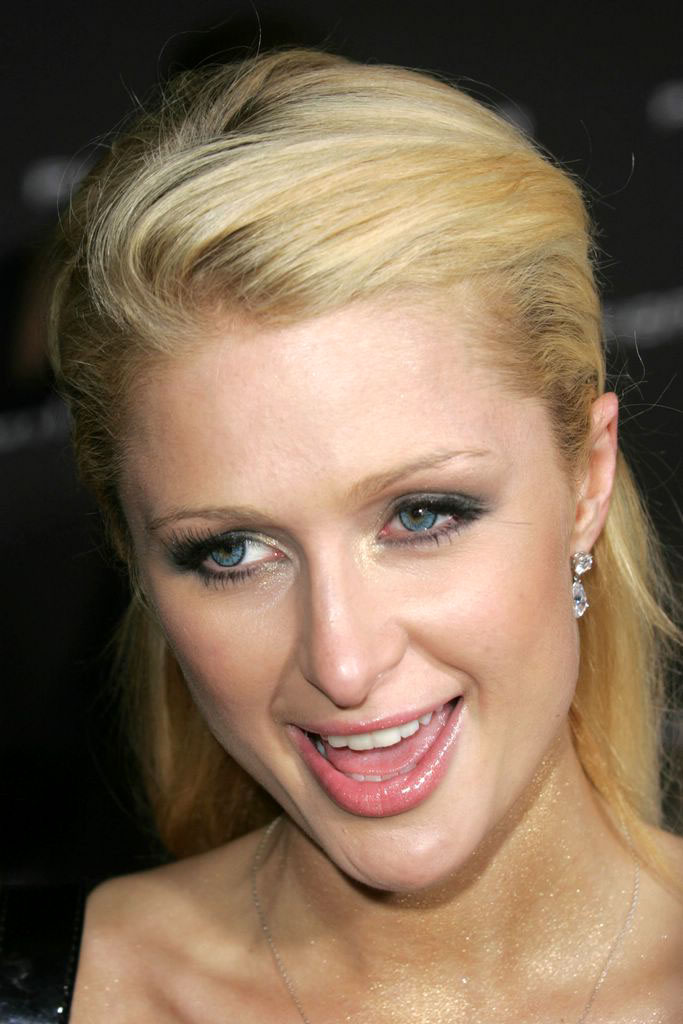 Paris Hilton 02