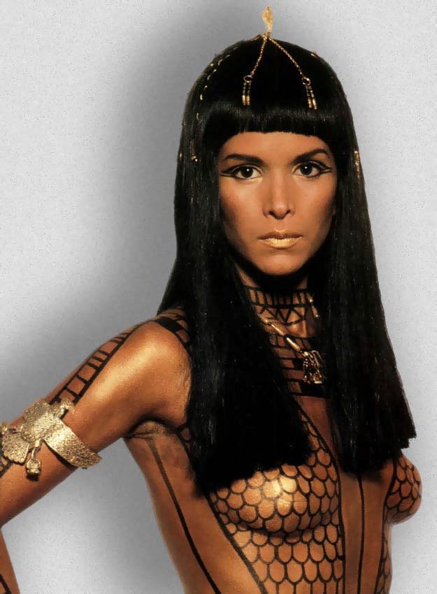 Patricia Velasquez 15