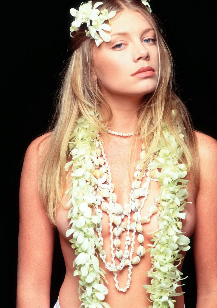 Peta Wilson 07